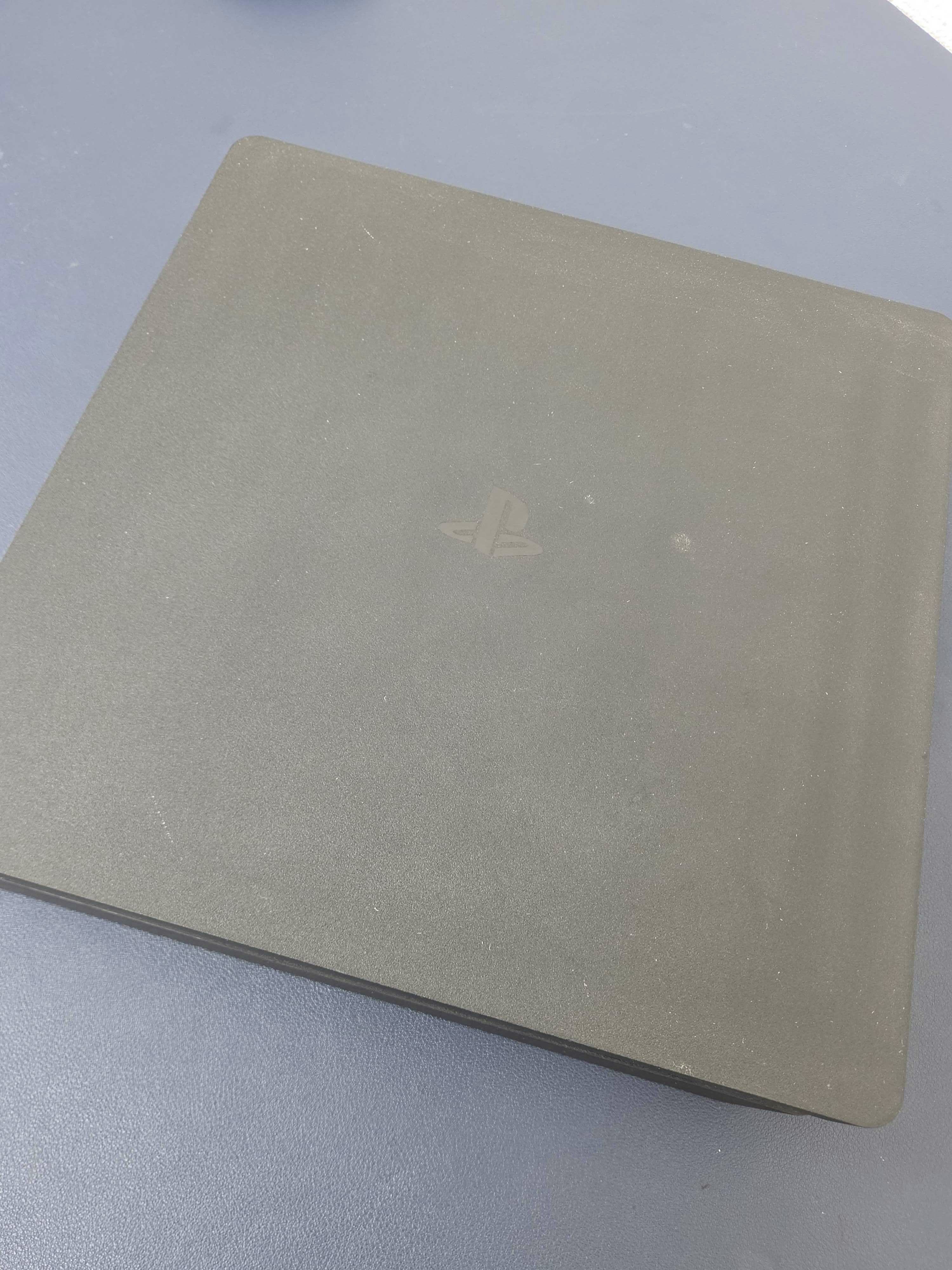 PS4slim 豊川市 PS4 PlayStation ゲーム機修理 修理 分解掃除 清掃 クリーニング 異音 豊川 豊橋 新城 蒲郡 湖西 浜松