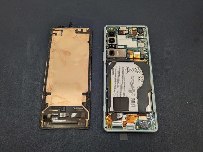 Xperia 1 IV ブラック 画面焼け、残像なし 黒つぶれ】ディスプレイ異常』 SONY Xperia 1 IV SIMフリー のクチコミ