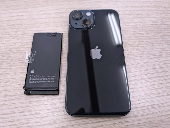 iPhone13mini 電池の減りが早い バッテリー交換 豊川 豊橋 新城 蒲郡 湖西 浜松