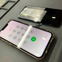 【小牧市】iPhone 14 ガラス割れ 画面交換 【最短30分】