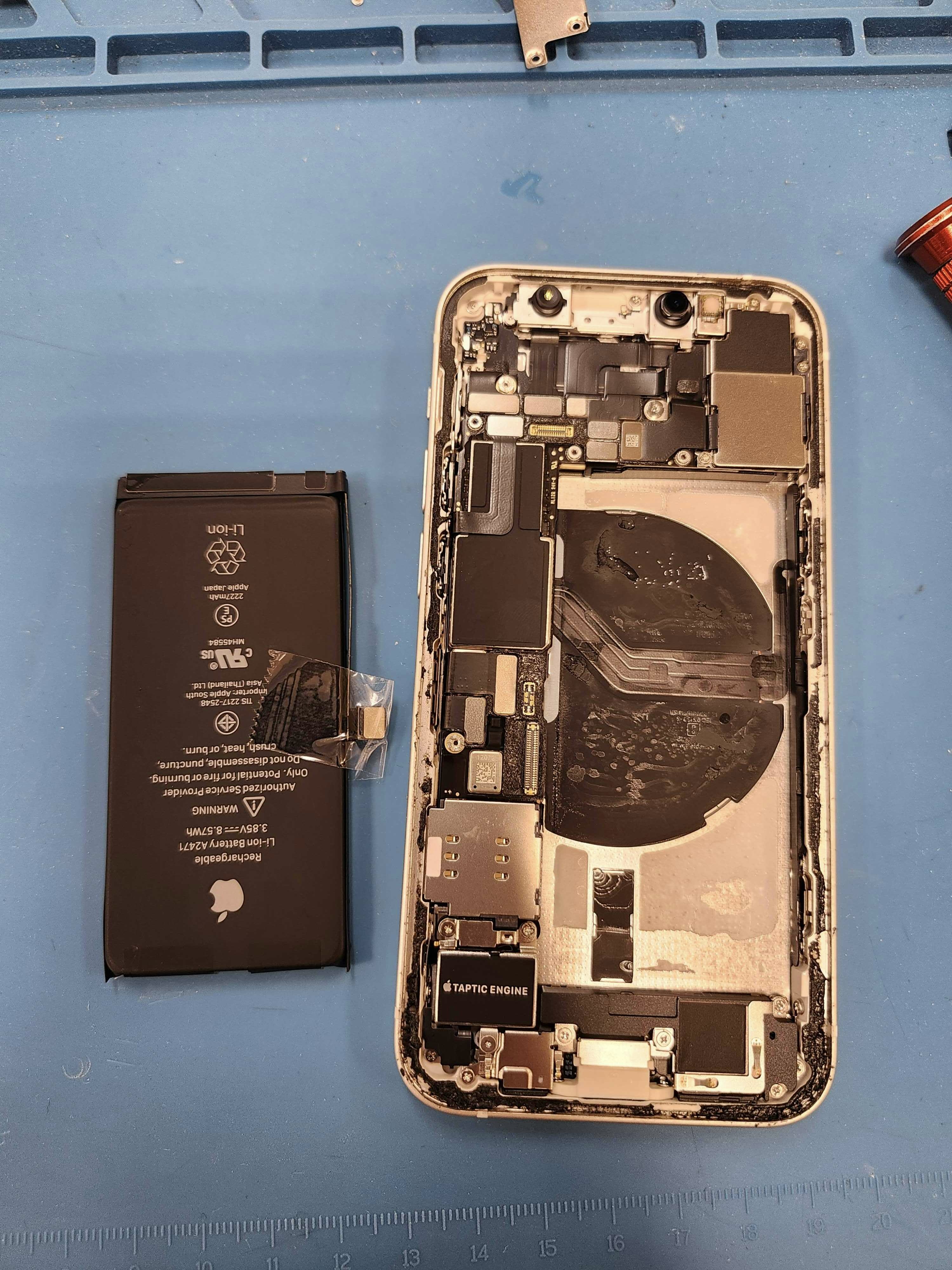 iphone　修理　即日　劣化　バッテリー　電池　交換　豊川　豊橋　新城　蒲郡　岡崎　湖西　浜松