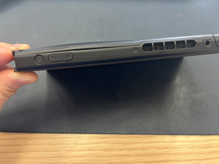 Switch　Switch修理　バッテリー膨張　バッテリー交換　豊橋　豊川　田原　