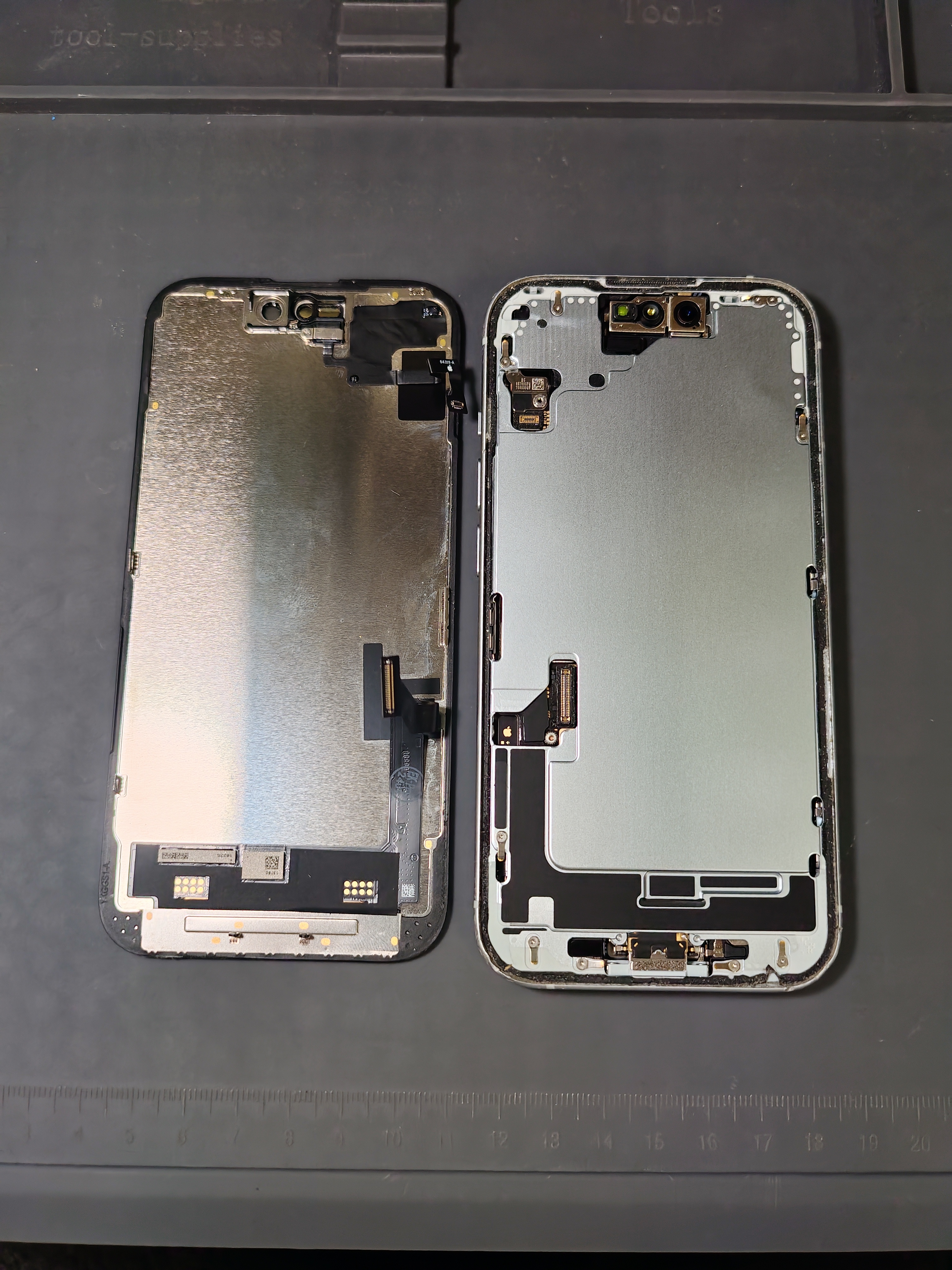 春日井】iPhone 15の画面交換を実施しました！突然の画面割れも最短
