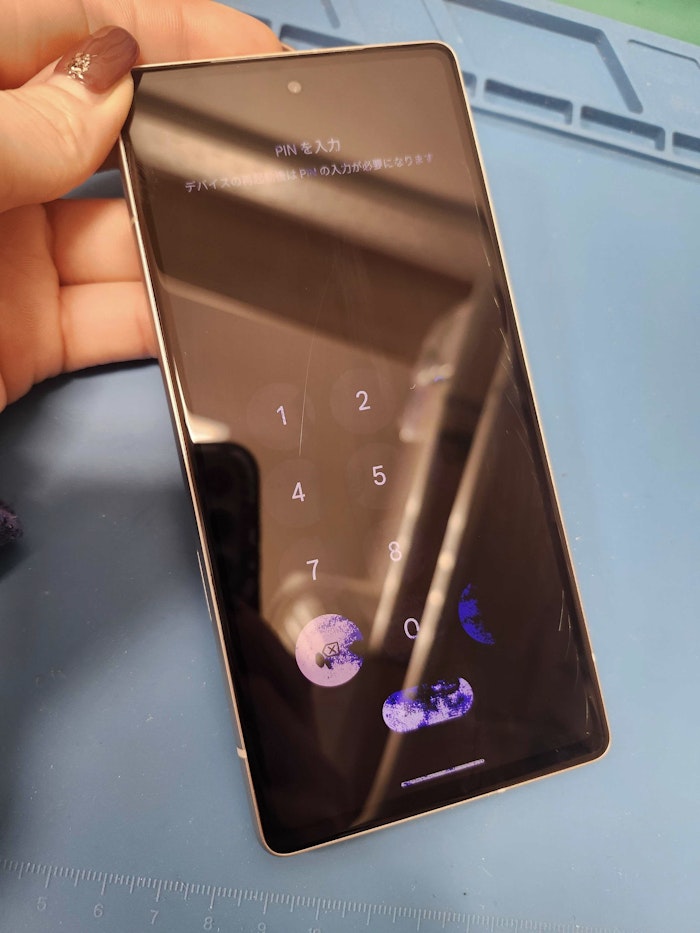 Google　Pixel7a  画面交換