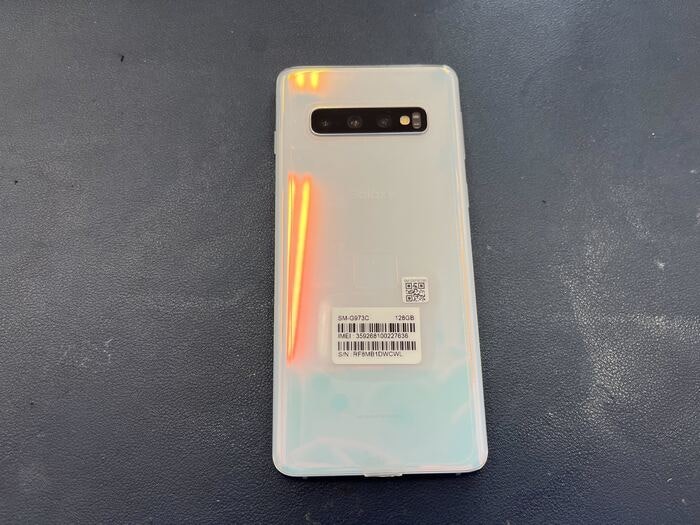 Galaxy S10 画面修理 画面故障 ディスプレイ修理 壊れた 割れた 液晶漏れ 表示不良 直す 治す 直し方 治し方 修理方法 画面交換方法