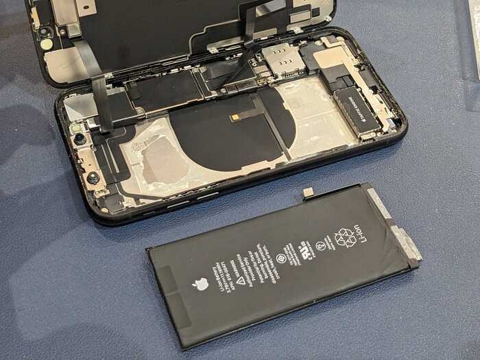 iPhone7 バッテリー交換 バッテリー修理　充電持ち悪い