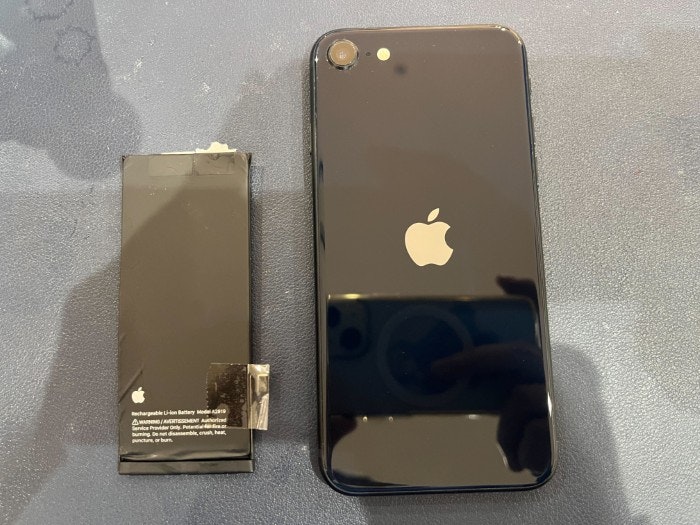 あいふぉん　アイフォン　iPhone SE2　バッテリー バッテリー交換