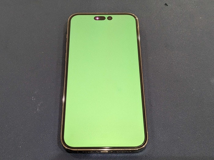 あいふぉん　iPhone 14 pro max 画面割れ　ひび割れ　落下　衝撃　交換　修理