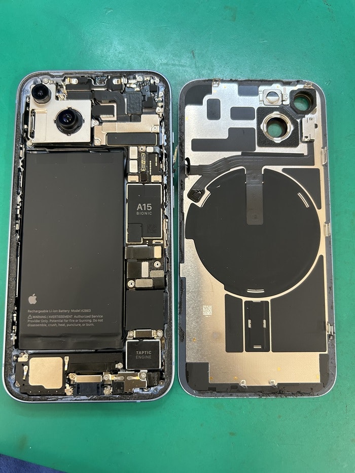 アイフォン　スマホ　修理　iPhone14　発熱　春日井