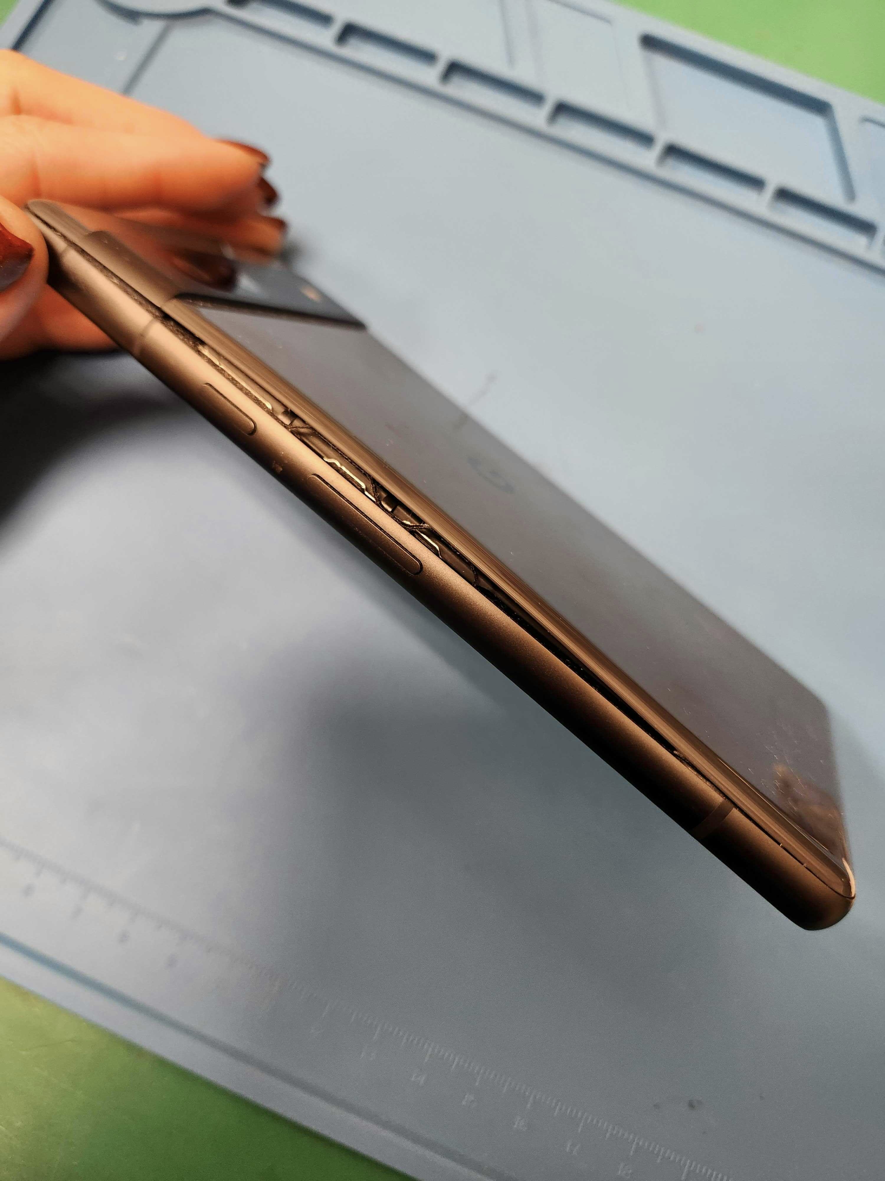 GooglePixel7a  Google　Pixel　スマホ　スマホ修理　即日　バッテリー交換　バッテリー膨張　豊川　豊橋　新城　蒲郡　湖西　浜松