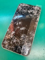 【一宮市】iPhone iPhone11　画面割れた　画面交換　木曽川　テラスウォーク一宮店