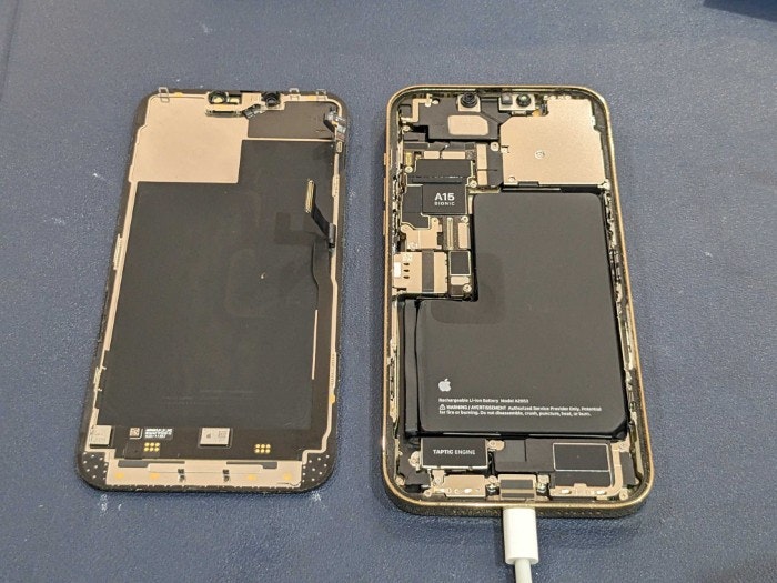iPhone 13ProMax  画面修理 画面に線 画面映らない 画面割れ