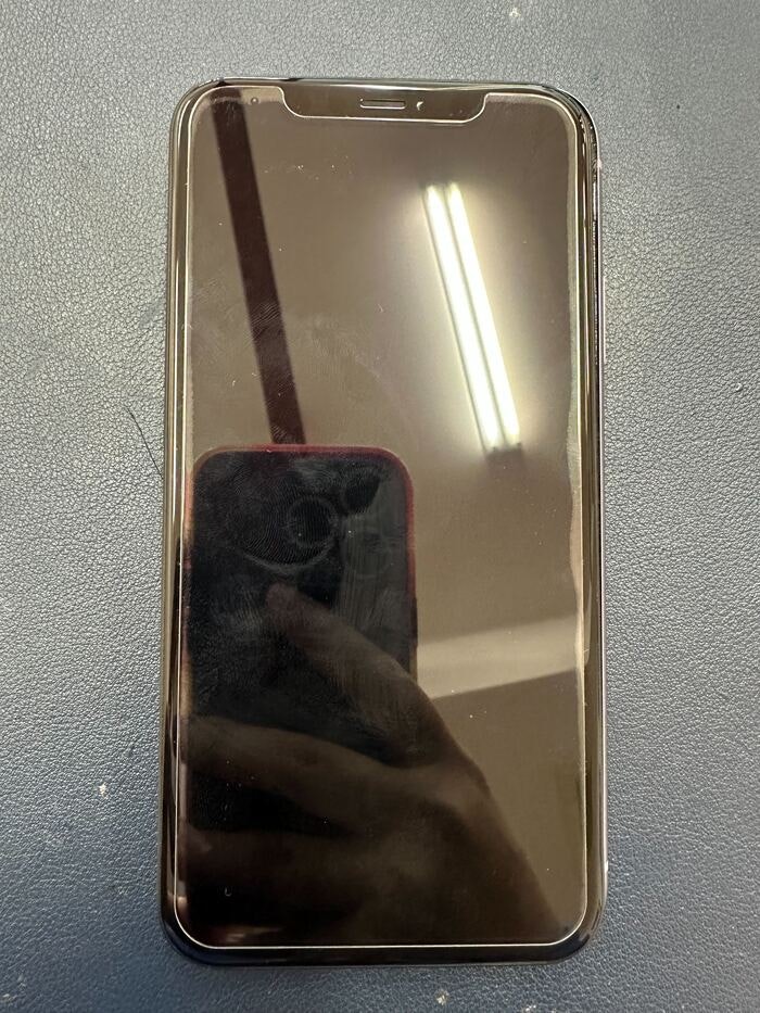 アイフォン　iPhone11 バッテリー交換　充電の減りが早い　充電持ちが悪い　充電できない