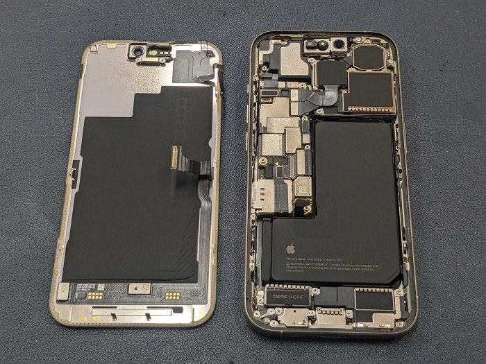 あいふぉん　iPhone 15 pro 画面　表示不良　ヒビ割れ　交換　修理