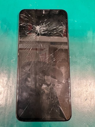 GooglePixel5a　Pixel　スマホ　スマホ修理　Android　即日　画面割れ　画面交換　豊川　豊橋　新城　蒲郡　湖西　浜松