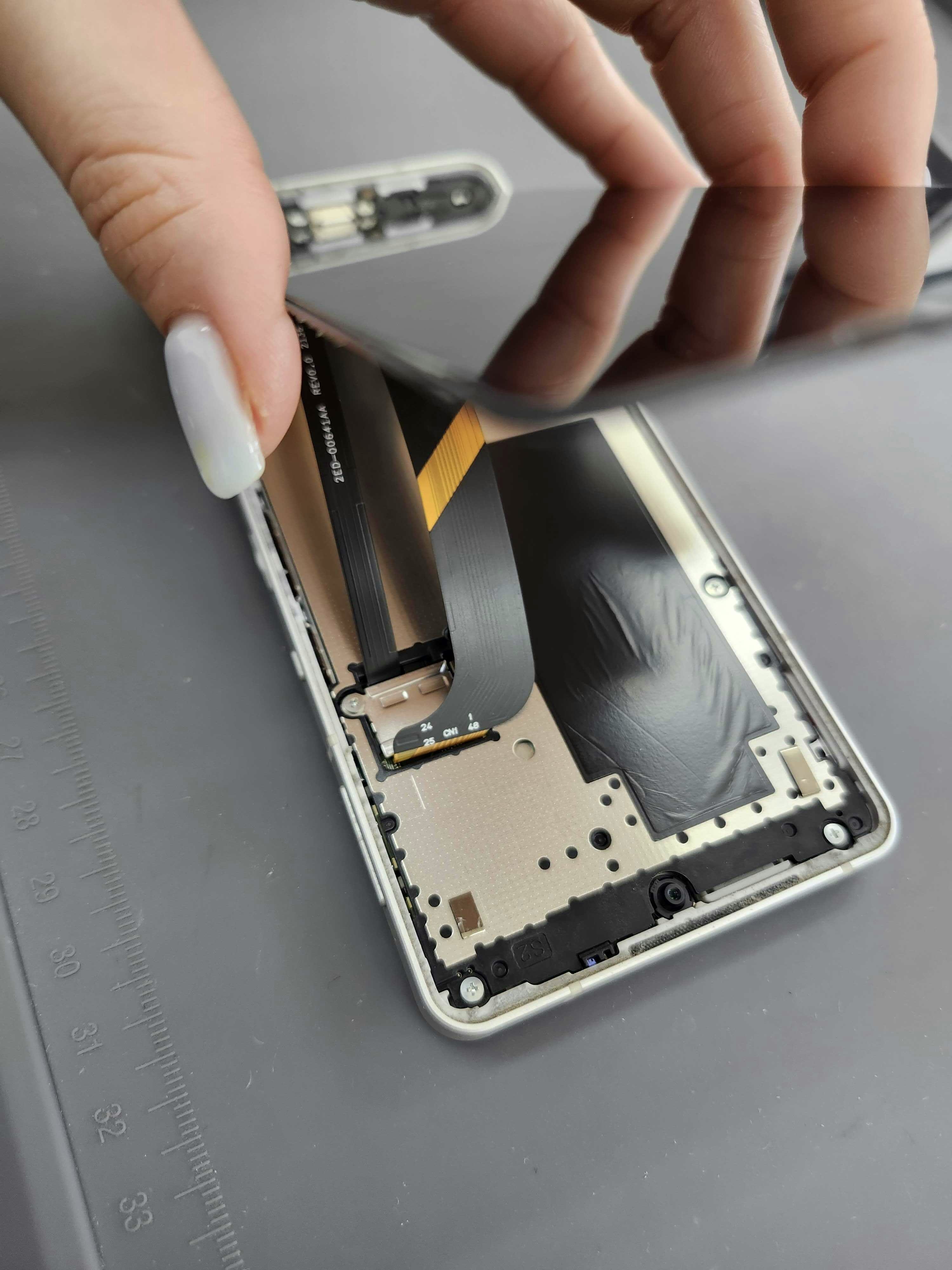 AQUOSsense6 AQUOS スマホ修理 修理 Android バッテリー交換 豊川 豊橋 新城 蒲郡 湖西 浜松