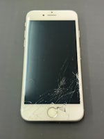 【豊川市】iPhone8の画面割れ・液晶が映らない症状を修理！画面交換で無事復旧しました｜まちスマ豊川店