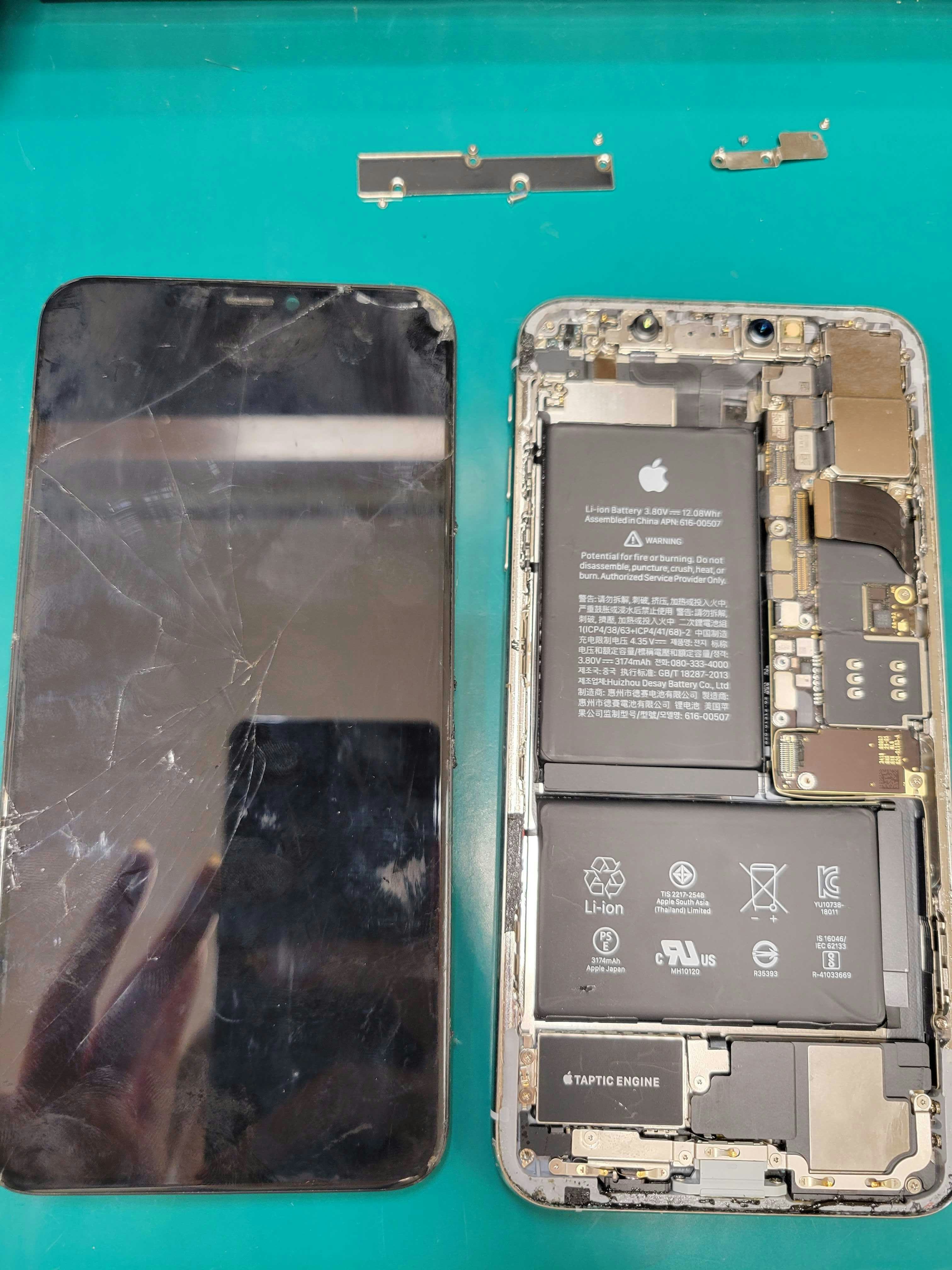 iphone修理 iPhone 修理 即日 画面修理 画面交換 画面割れ 豊川市 豊橋市 新城市 蒲郡市 岡崎市 湖西市 浜松市