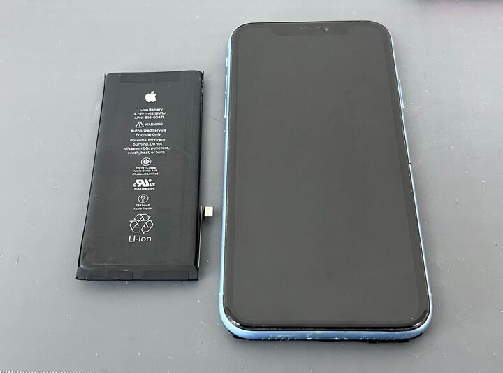 iPhoneXR　バッテリー劣化　バッテリー交換　豊川　豊橋　新城　蒲郡　湖西　浜松