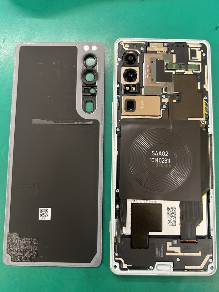 アンドロイド　スマホ修理　Android Xperia1Ⅳ　電池交換　春日井市・高蔵寺・瀬戸市・尾張旭市・多治見市・長久手市・守山区その他名古屋