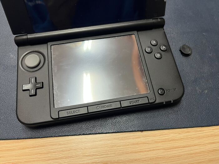 その他 3DS 箱説なし】ニンテンドー3DS:グロスピンク(CTRSPDBA) 中古ゲーム
