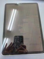 【1週間で修理！】豊川市でiPadAir4の画面交換🌟【画面映らない・液晶不良】