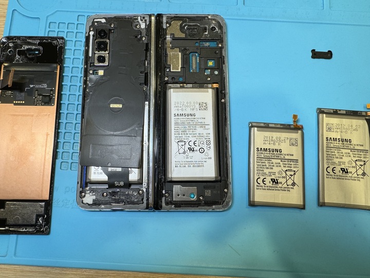 一宮】Galaxy Fold バッテリー交換