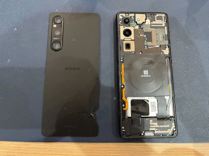 豊田市】Xperia 1V 背面修理 まちスマGAZA豊田店