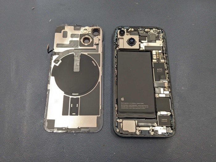 iPhone 14 背面割れ 背面ガラス割れ 背面修理 背面ガラス修理 背面交換 背面ガラス交換 修理 直す 治す