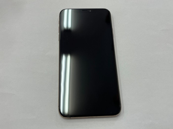 iPhone アイフォン iPhone X　充電減り早い　発熱　膨張　膨らみ　電源落ちる　ばってりー　バッテリー　交換　修理