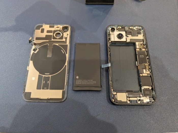 iPhone  14  バッテリー　ばってりー　充電減り早い　経年劣化　交換　