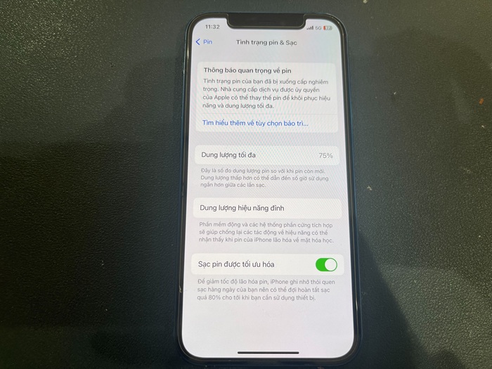 iPhone12 バッテリー80% Amazon | / | ElephantStory | バッテリー