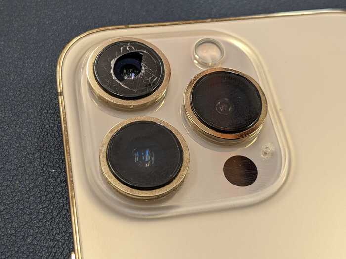 豊田市】iPhone13Pro カメラガラス割れ まちスマGAZA豊田店