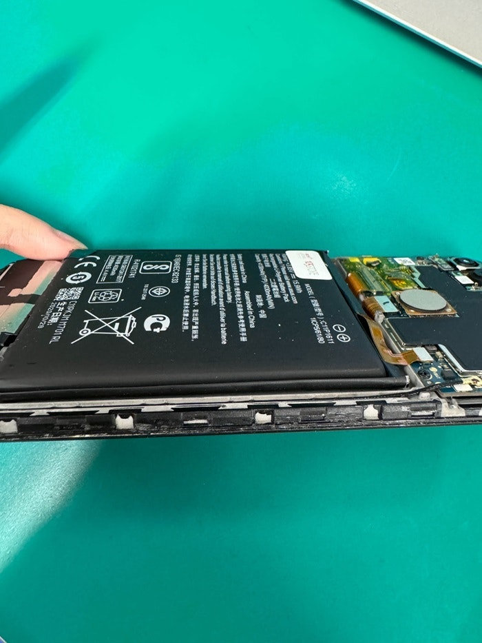 Zenfone Max M1　バッテリー交換