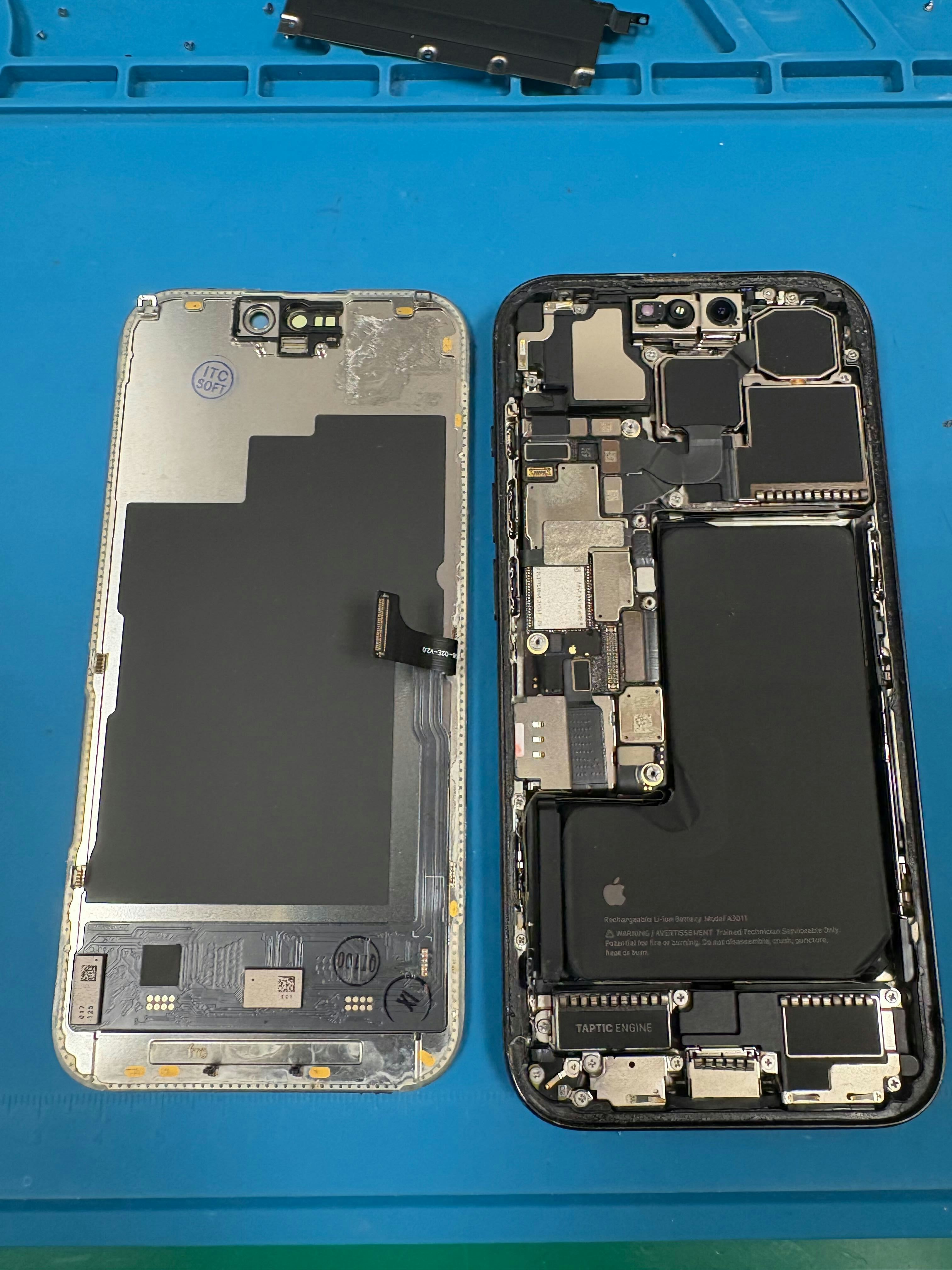 iPhone15Pro　充電出来ない　充電口交換