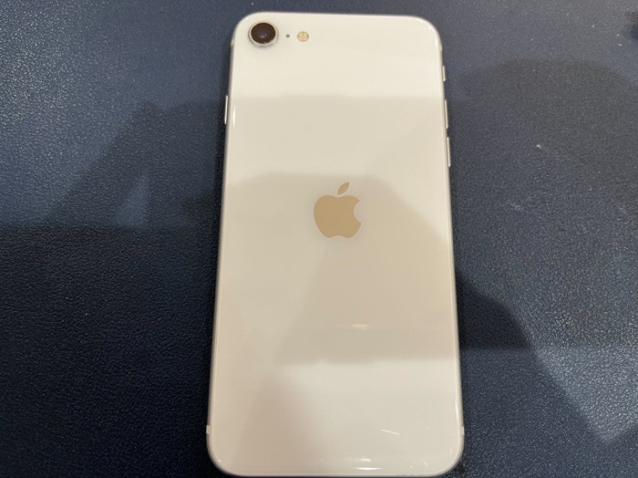 あいふぉん　アイフォン　iPhone　充電もたない　1日もたない　減りが早い　経年劣化　サービス表記　電源勝手に落ちる　シャットダウン　ばってりー　バッテリー　交換　修理