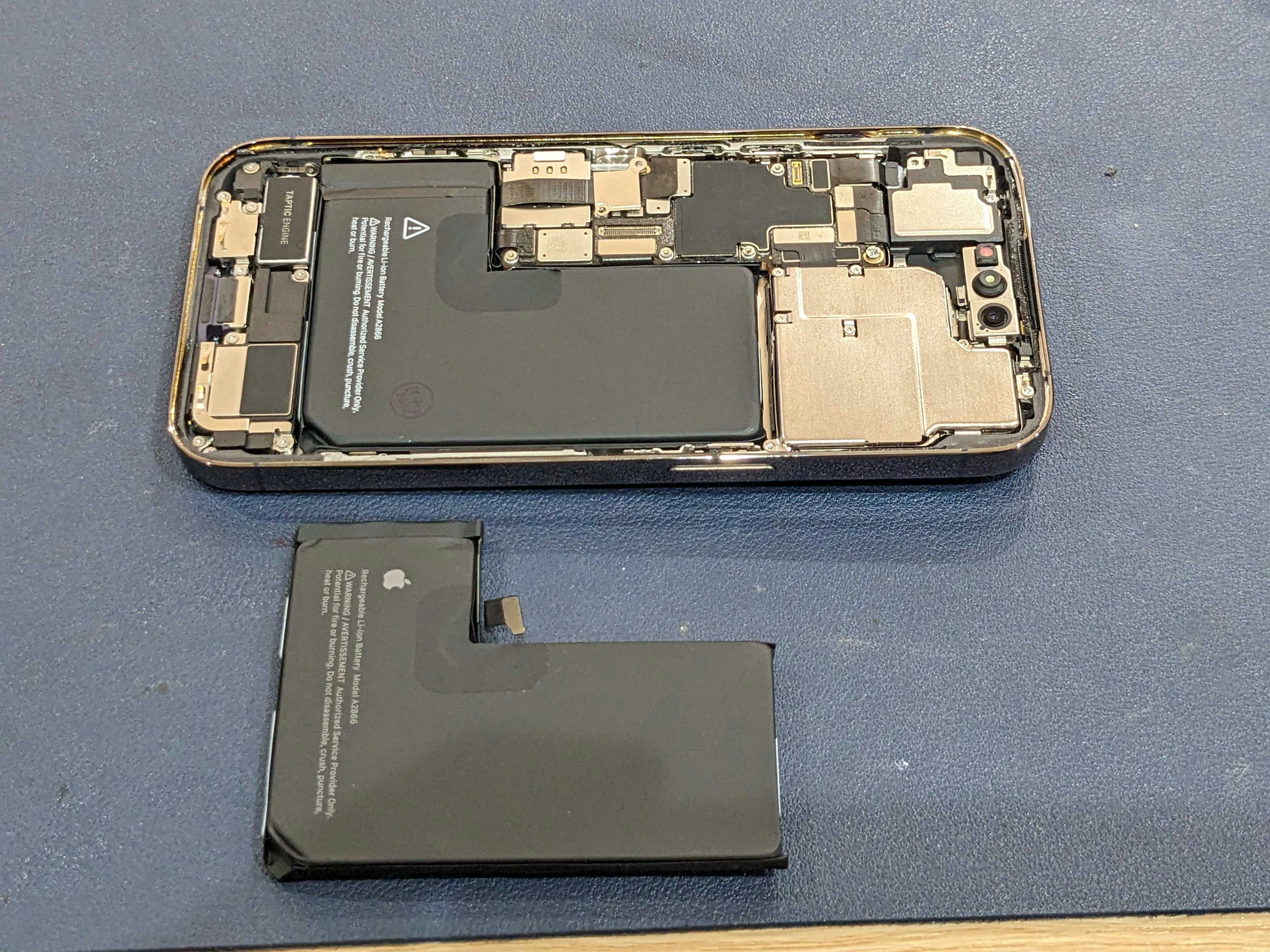iPhone 14Pro　バッテリー交換　バッテリー修理　充電持ち悪い　