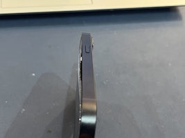 【豊田市】iPhone13 バッテリー交換 まちスマGAZA豊田店