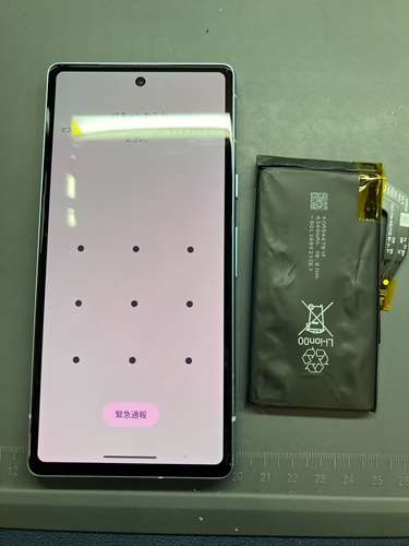 小牧市】Pixel 7a バッテリーの膨張 背面の浮き バッテリー交換
