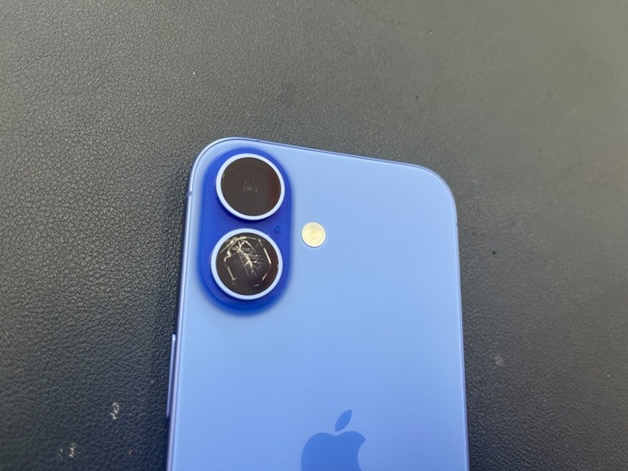 iPhone 16 カメラレンズ故障 カメラレンズ交換  壊れた 修理 治す 直す