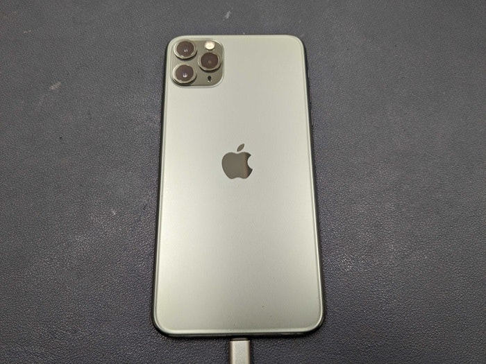 iPhone 11 Pro Max 充電できない 充電故障 充電口修理 充電修理 反応しない バッテリー交換 電池交換 充電持ち バッテリー持ち 最大容量