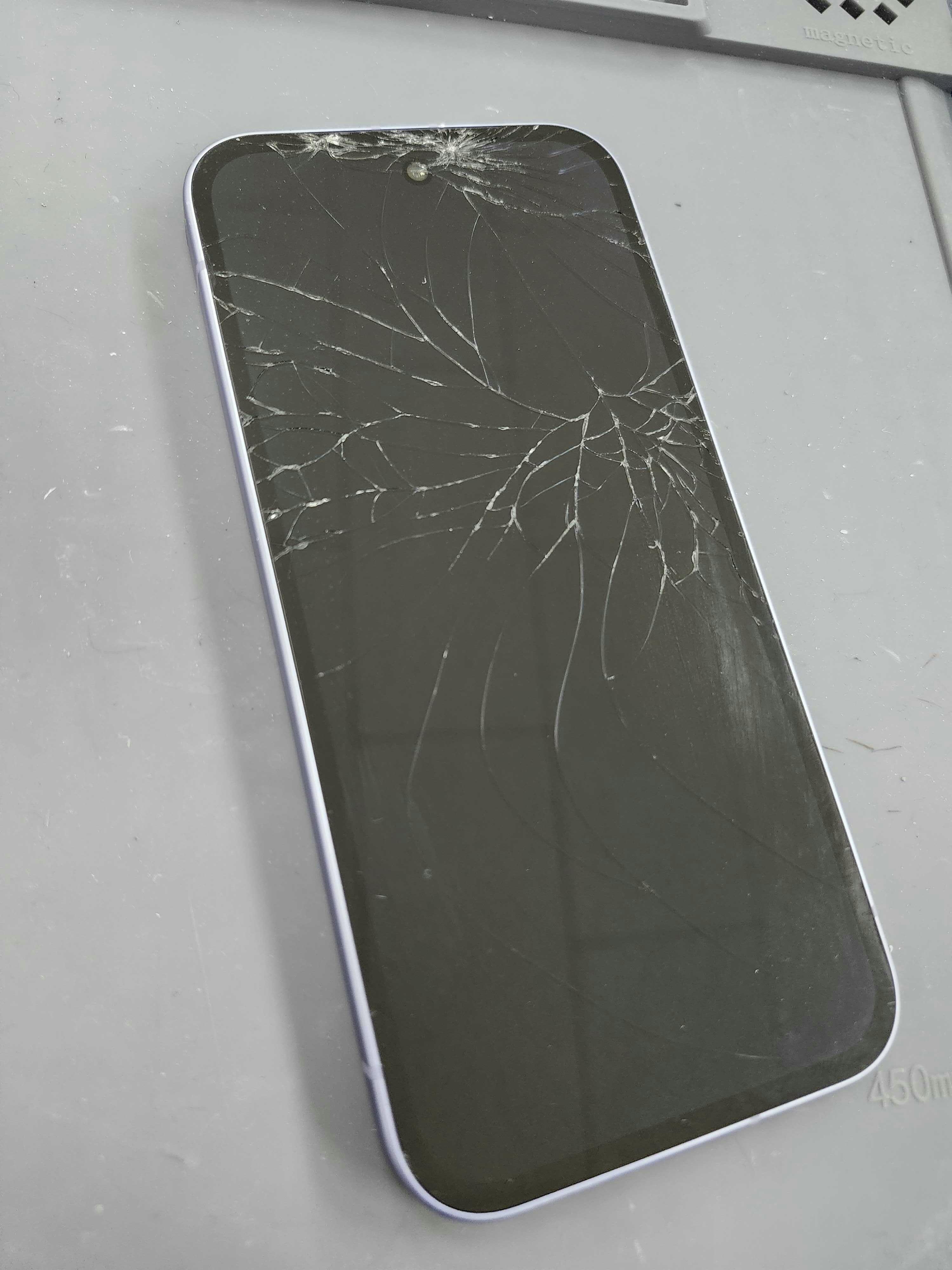 Pixel　スマホ修理　豊川市　画面割れ　画面修理　修理　Android　豊川　豊橋　新城　蒲郡　湖西　浜松