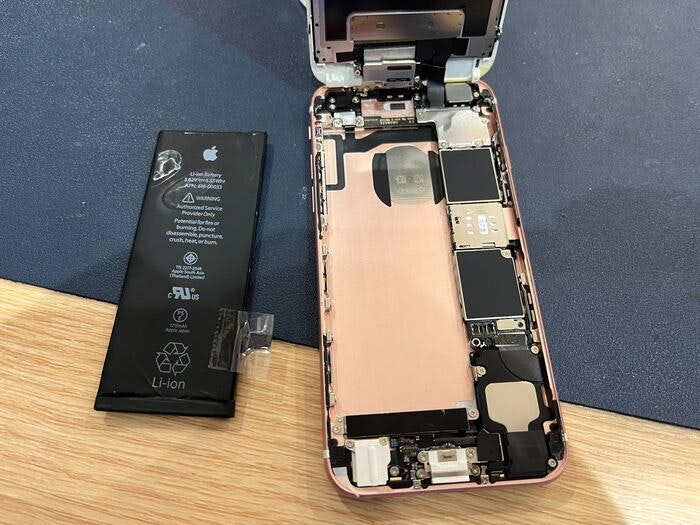 iPhone 6s 充電持ち バッテリー持ち 1日持たない 劣化 消耗 故障 壊れた 修理 交換 治す 直す 改善 方法 自分で