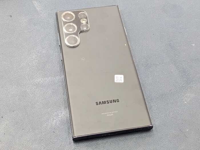 ぎゃらくしー　ギャラクシー　Galaxy S23 Ultrfa　表示不良　画面に線　タッチ効かない　ゴーストタッチ　勝手に動く　画面真っ暗　液晶　表示不良　画面　交換