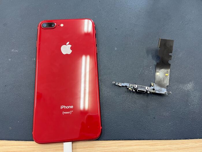 豊田市】iPhone 8Plus 充電口修理 まちスマGAZA豊田店