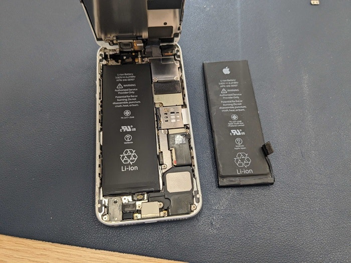 iPhone SE  充電持ち バッテリー持ち バッテリー交換 電池交換 故障 壊れた 修理 治す 直す