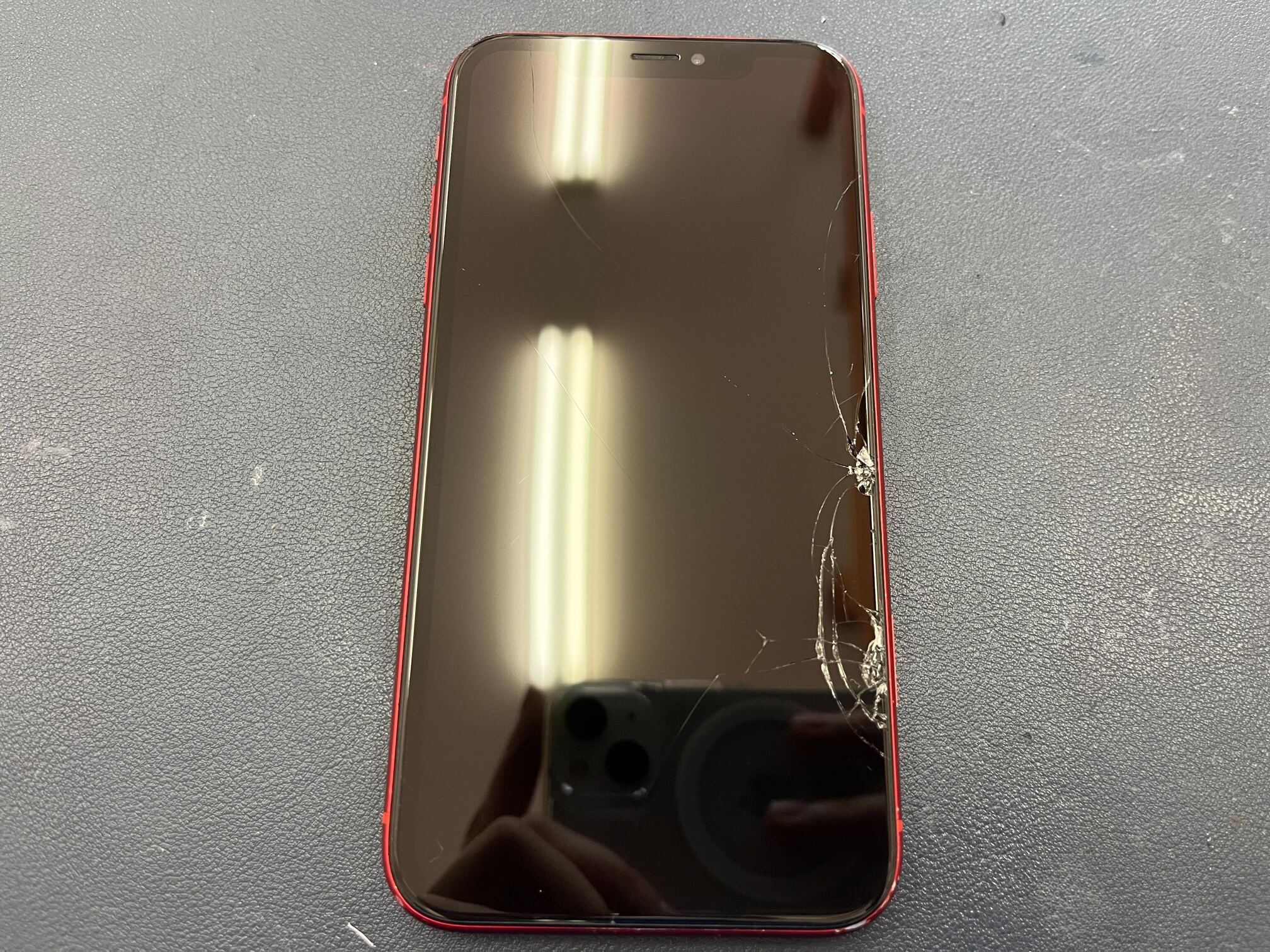 豊田市】iPhone 8 画面修理 まちスマGAZA豊田店