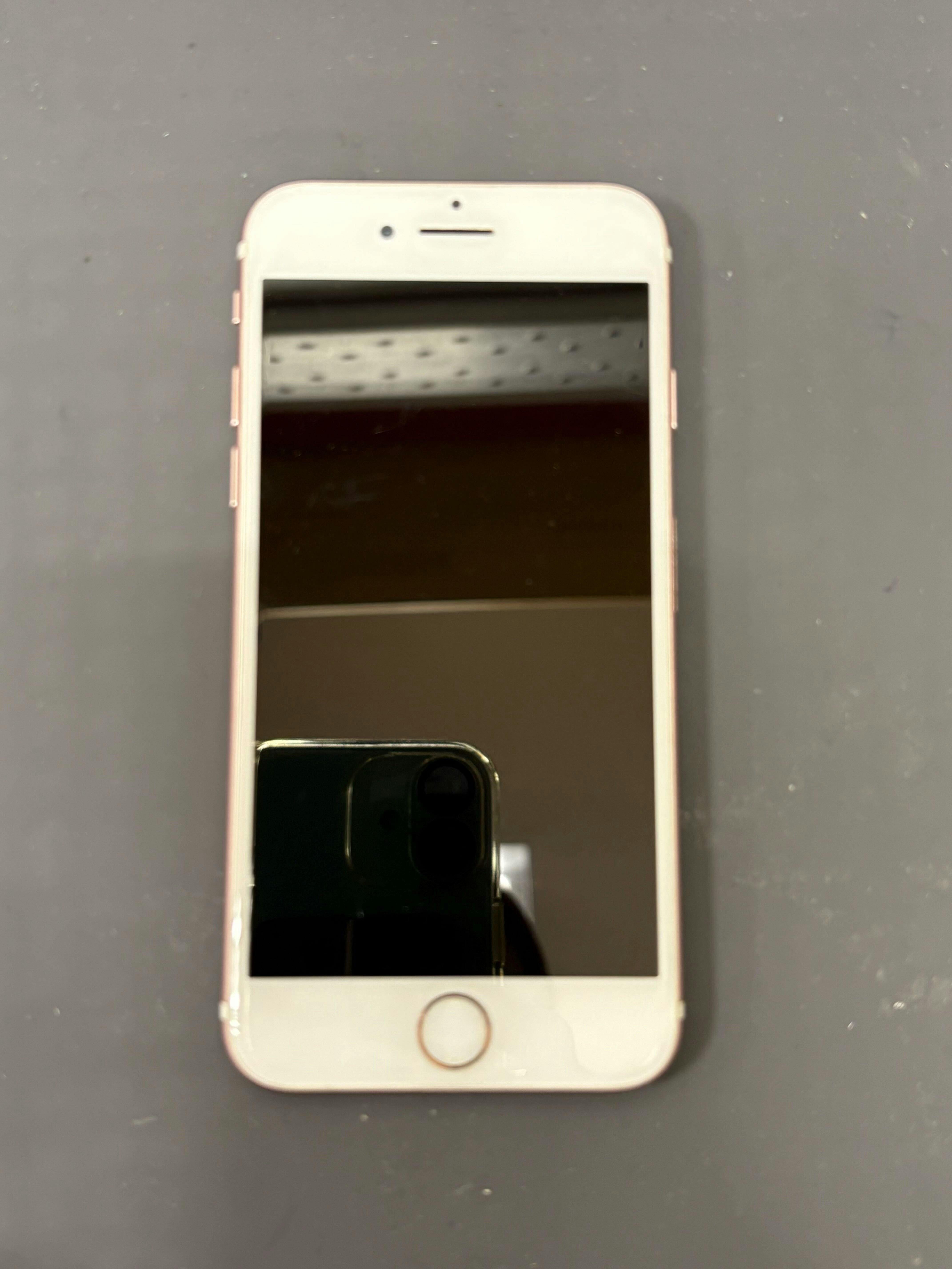 iPhone7　バッテリー交換　スマホ修理