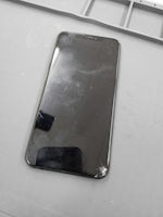 【豊川店】iPhone 11 Pro Maxが突然真っ暗に…画面交換で無事復旧しました！｜データそのまま即日対応