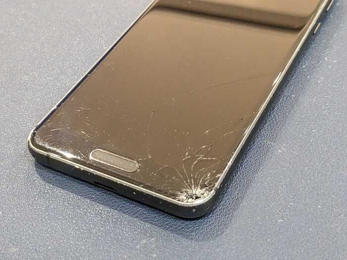 アクオス　AQUOS sense3 lite　画面割れ　ひび割れ　落とした　落下　衝撃　タッチきかない　画面修理　交換